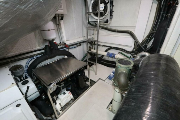 Galeon-650 Sky 2019 -Fort Lauderdale-Florida-United States-5758503
