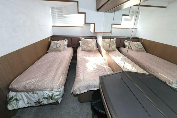 Galeon-650 Sky 2019 -Fort Lauderdale-Florida-United States-5758483