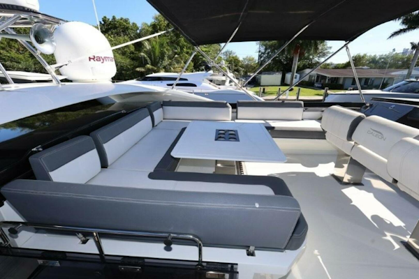 Galeon-650 Sky 2019 -Fort Lauderdale-Florida-United States-5758452
