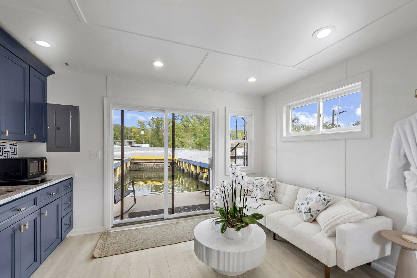 Custom-Hanks 26 Houseboat 2026 -Essex-Maryland-United States-5758699 | Thumbnail