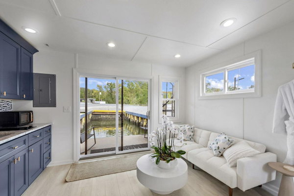 Custom-Hanks 26 Houseboat 2026 -Essex-Maryland-United States-5758699
