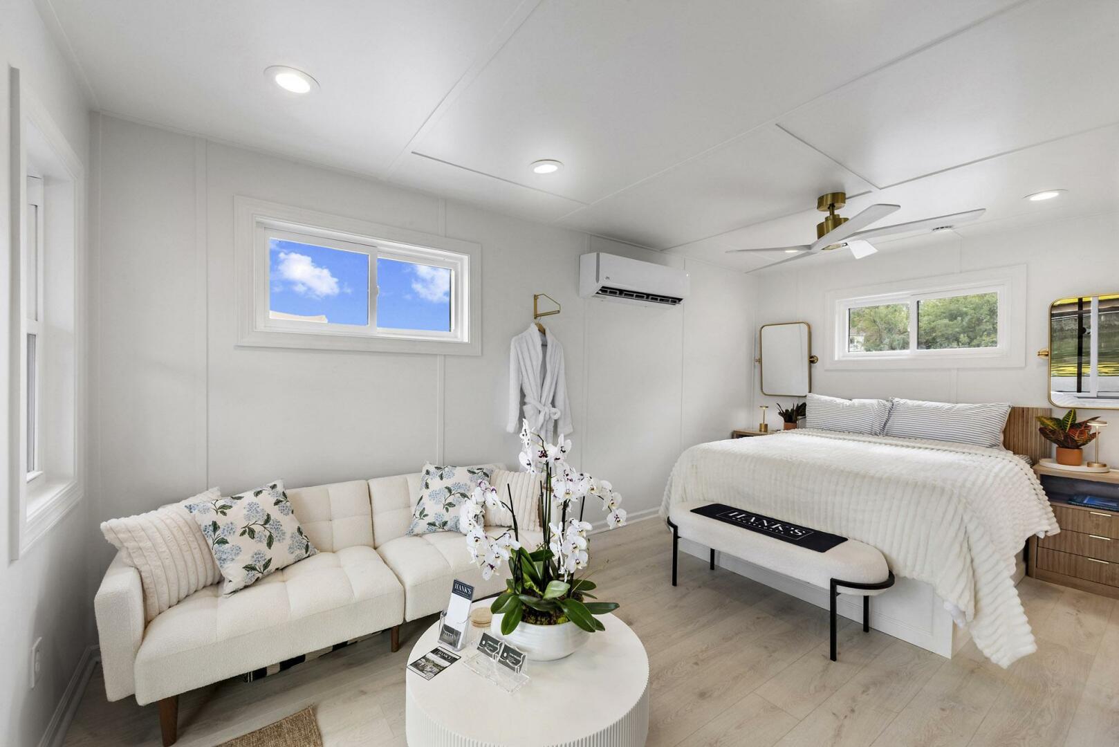 Custom-Hanks 26 Houseboat 2026 -Essex-Maryland-United States-5758695 | Thumbnail