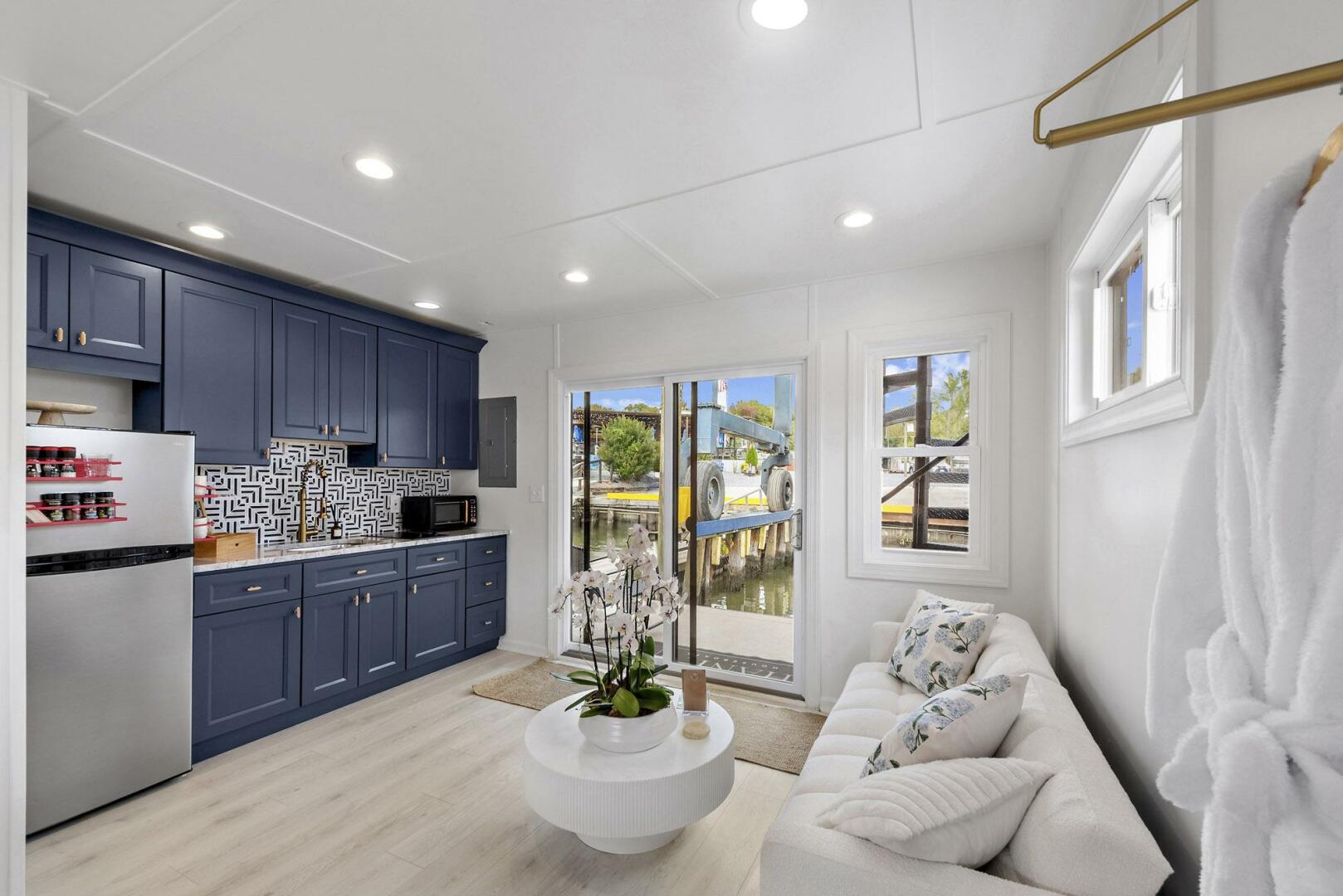 Custom-Hanks 26 Houseboat 2026 -Essex-Maryland-United States-5758698 | Thumbnail