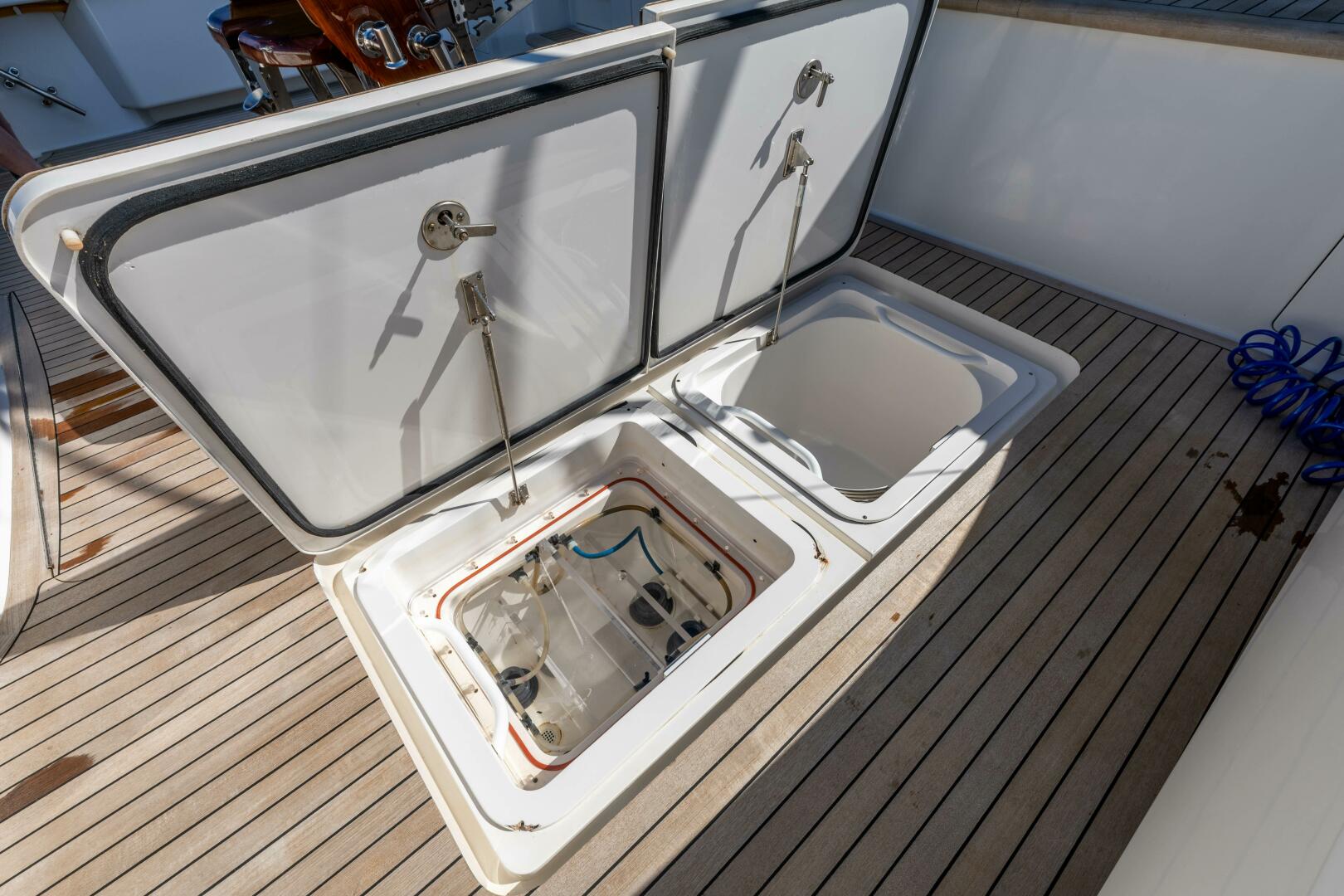 Viking-76 Convertible 2013-Reel Fire Orange Beach-Alabama-United States-2013 Viking 76 Convertible REEL FIRE Cockpit Storage-5783586 | Thumbnail