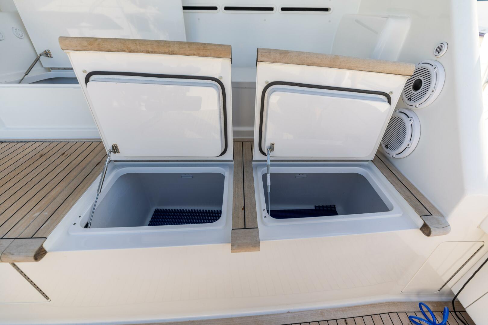 Viking-76 Convertible 2013-Reel Fire Orange Beach-Alabama-United States-2013 Viking 76 Convertible REEL FIRE Cockpit Storage-5783595 | Thumbnail