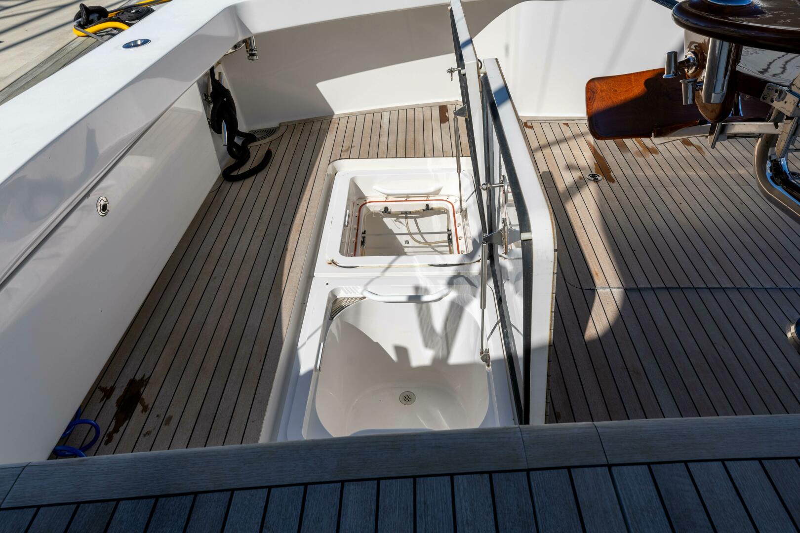 Viking-76 Convertible 2013-Reel Fire Orange Beach-Alabama-United States-2013 Viking 76 Convertible REEL FIRE Cockpit Storage-5783589 | Thumbnail