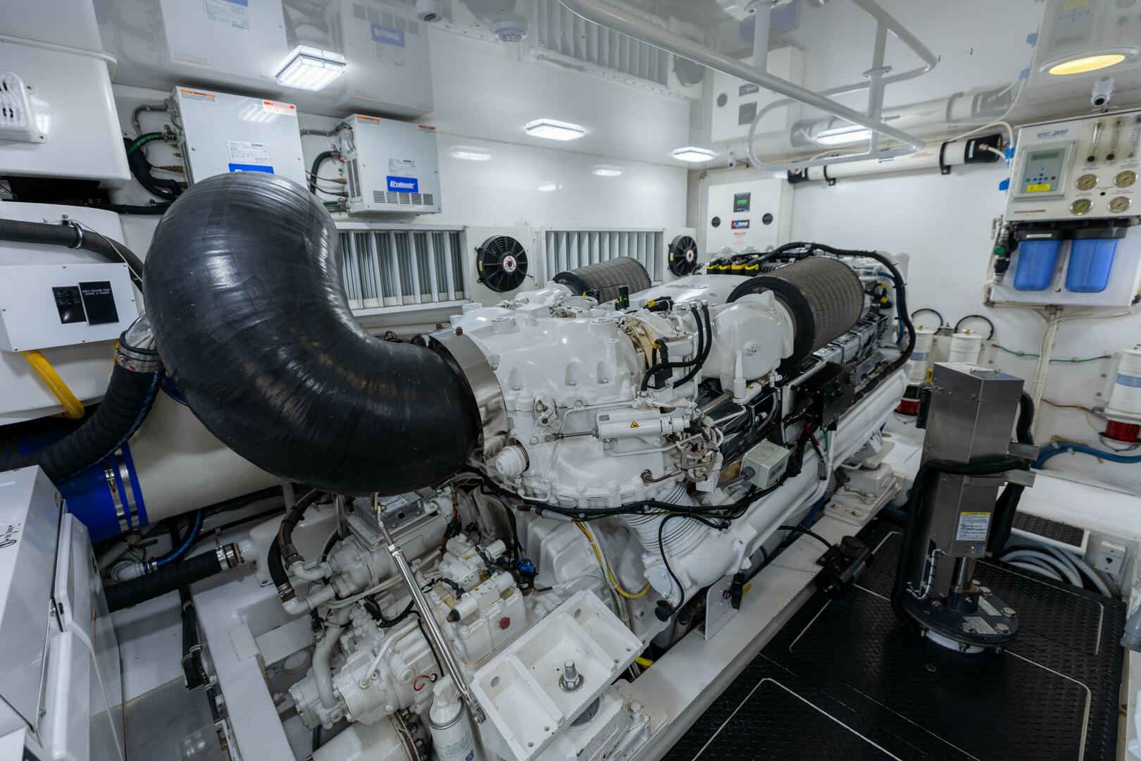 Viking-76 Convertible 2013-Reel Fire Orange Beach-Alabama-United States-2013 Viking 76 Convertible REEL FIRE Engine Room-5763671 | Thumbnail