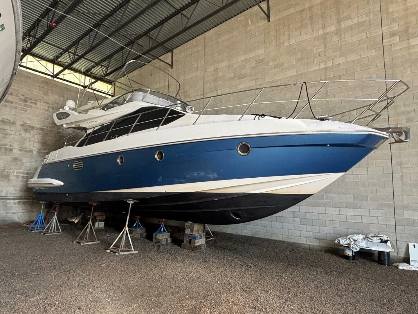 Azimut-43 2008-Sylvie Wickford-Rhode Island-United States-5764029 | Thumbnail