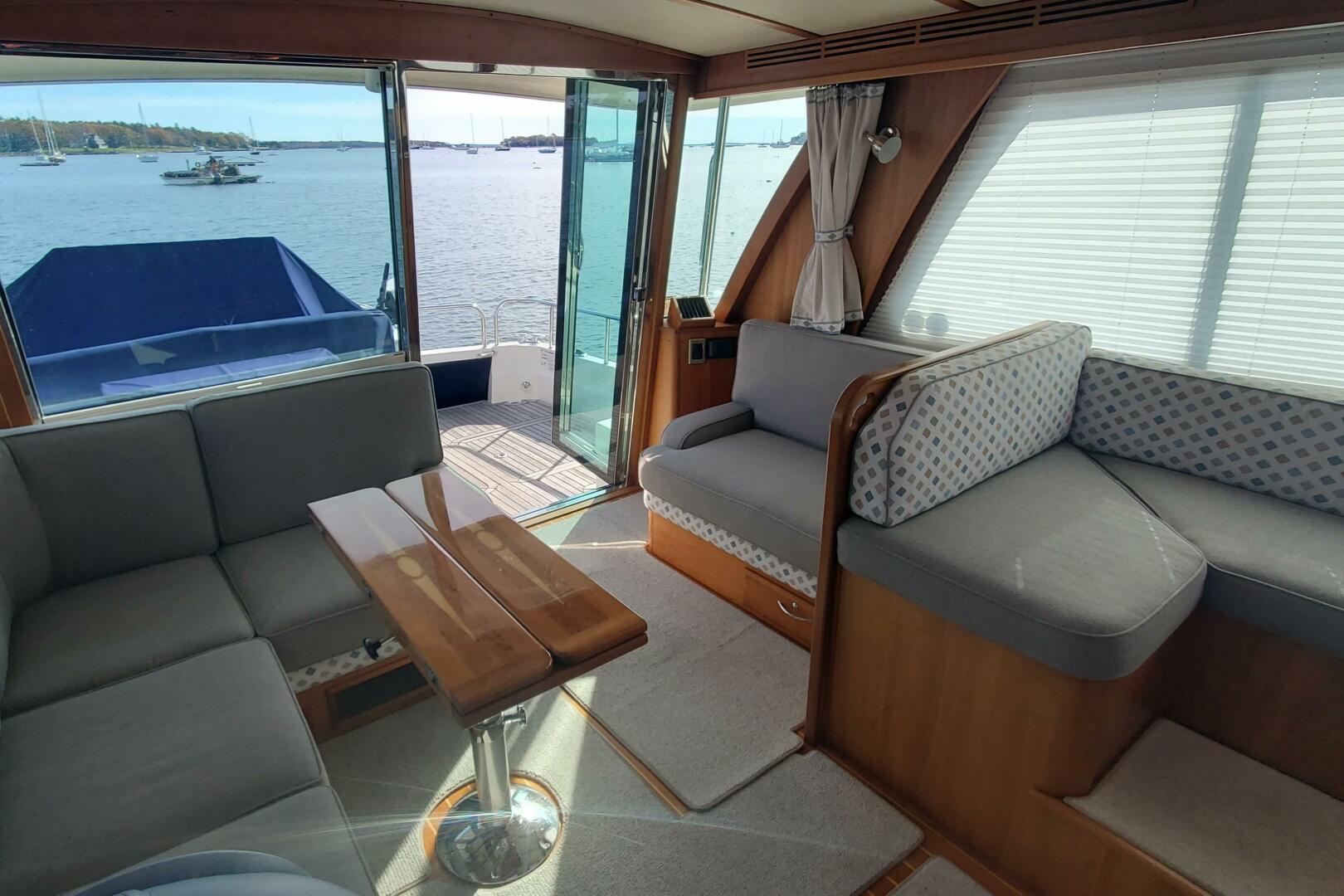 Sabre-48 Salon Express 2012-Brio Marion-Massachusetts-United States-5789477 | Thumbnail