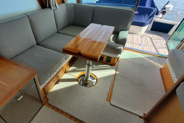 Sabre-48 Salon Express 2012-Brio Marion-Massachusetts-United States-5789479