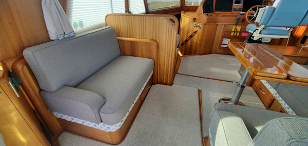 Sabre-48 Salon Express 2012-Brio Marion-Massachusetts-United States-5789474