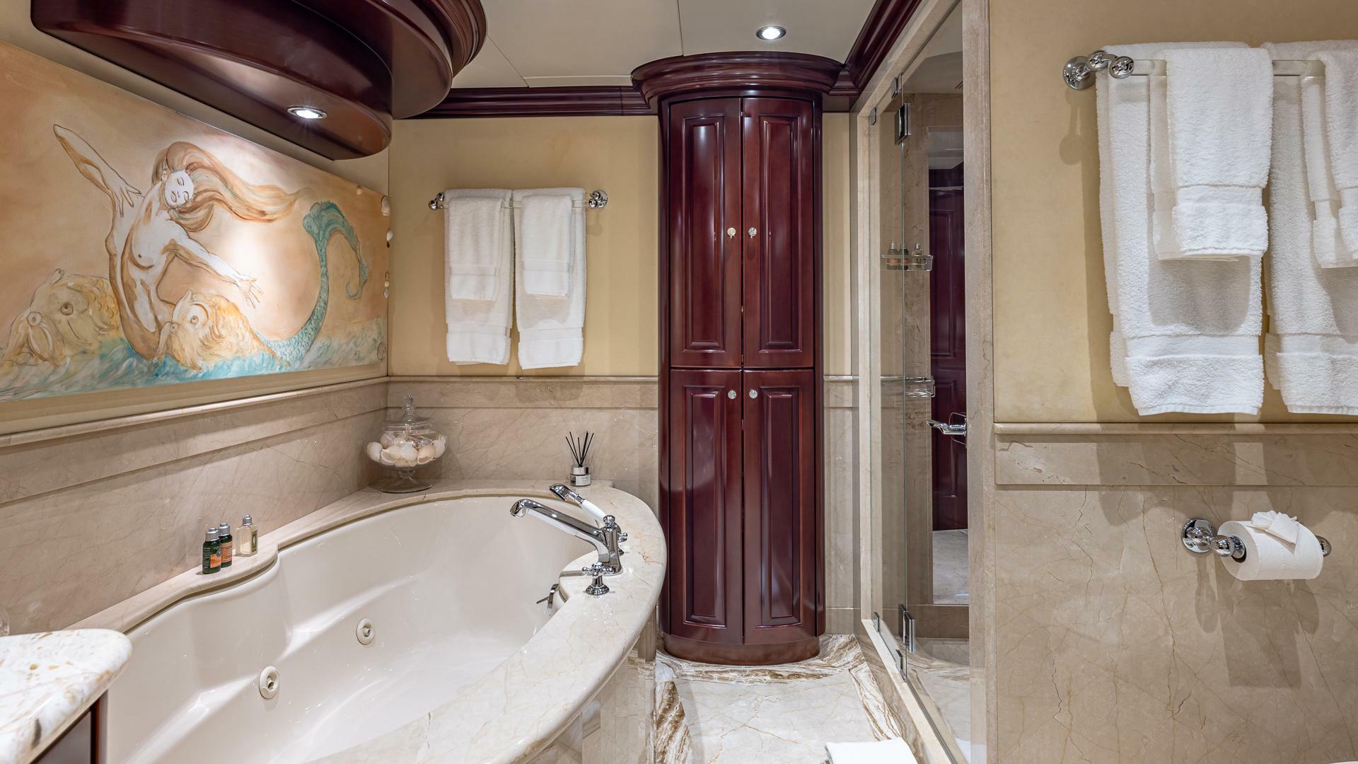 Christensen 2007-LADY JOY Nassau-Bahamas-Primary Ensuite-5767651 | Thumbnail