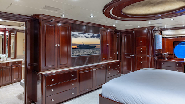 Christensen 2007-LADY JOY Nassau-Bahamas-Primary Stateroom-5767594