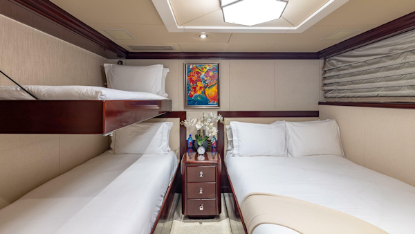 Christensen 2007-LADY JOY Nassau-Bahamas-Forward Starboard Guest Stateroom-5767612