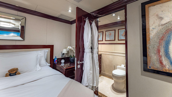 Christensen 2007-LADY JOY Nassau-Bahamas-Starboard Guest Stateroom-5767609