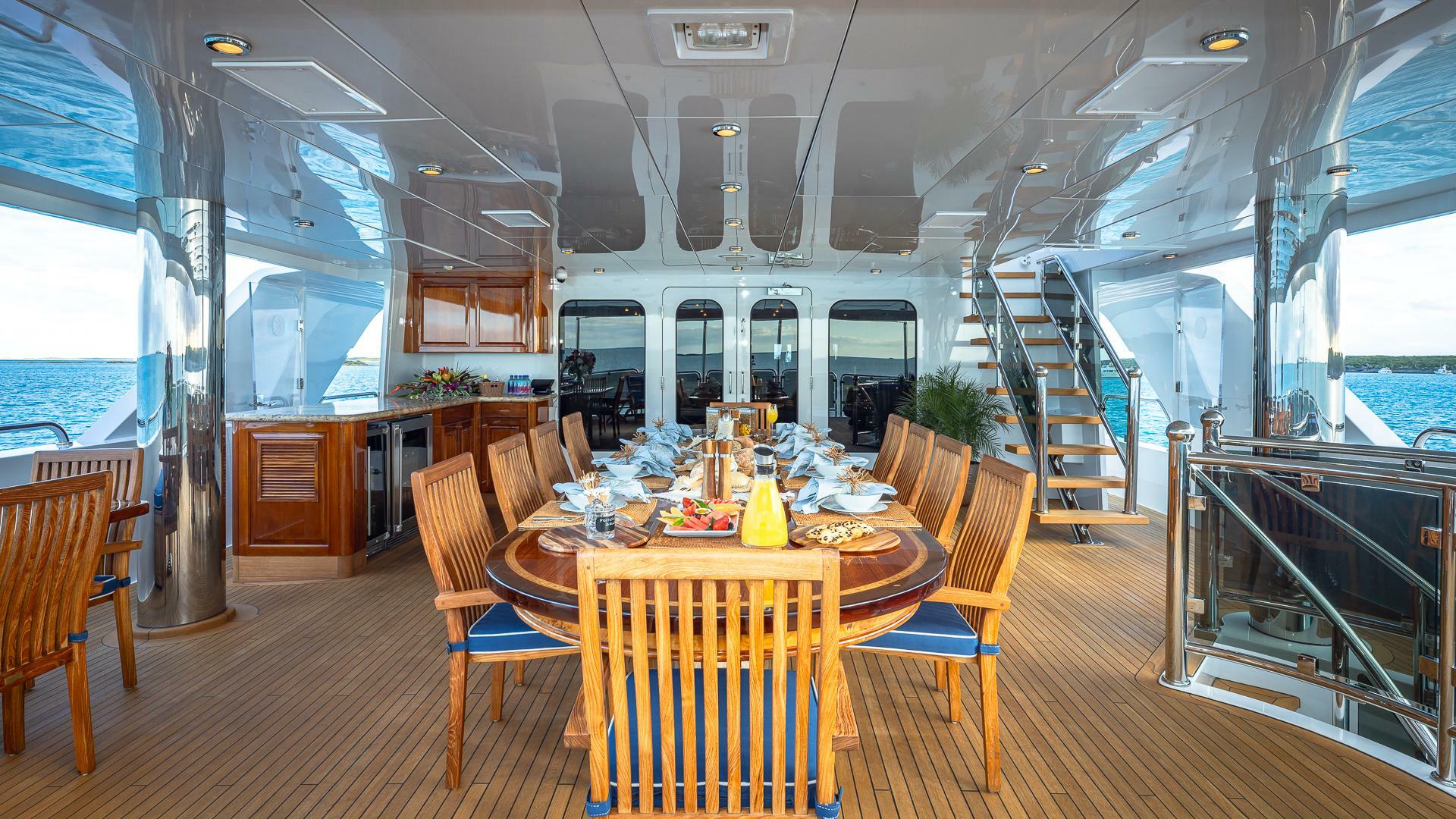 Christensen 2007-LADY JOY Nassau-Bahamas-Bridge Deck Aft Dining-5767629 | Thumbnail