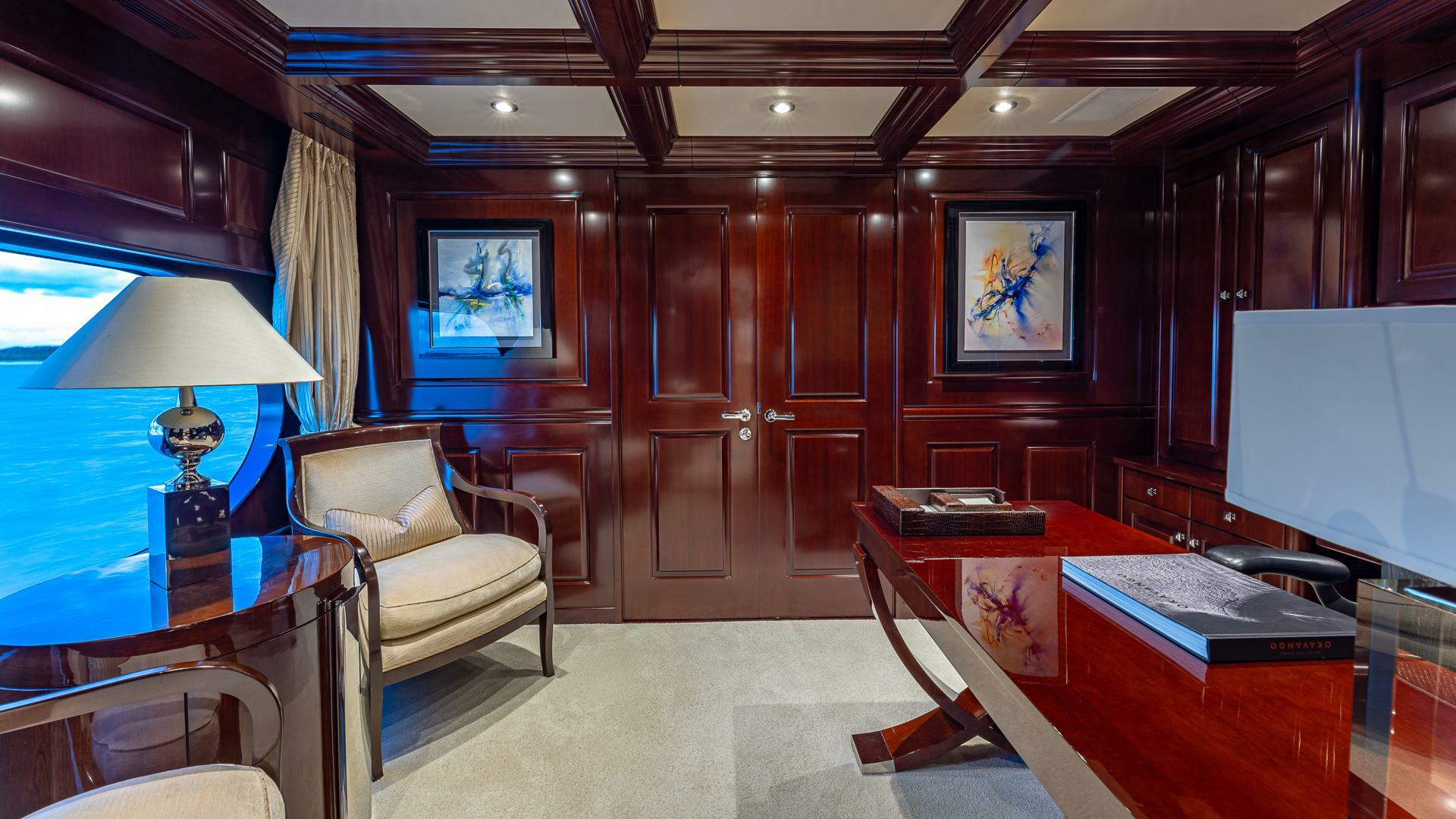 Christensen 2007-LADY JOY Nassau-Bahamas-Primary Stateroom Office-5767599 | Thumbnail