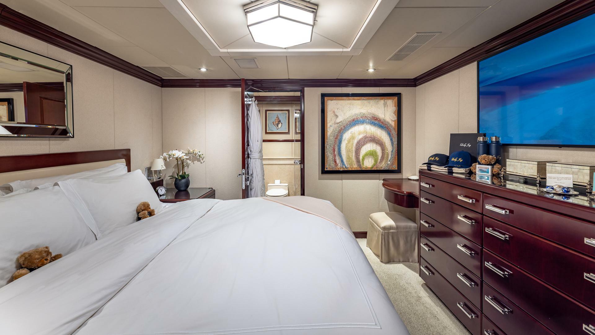 Christensen 2007-LADY JOY Nassau-Bahamas-Starboard Guest Stateroom-5767607 | Thumbnail