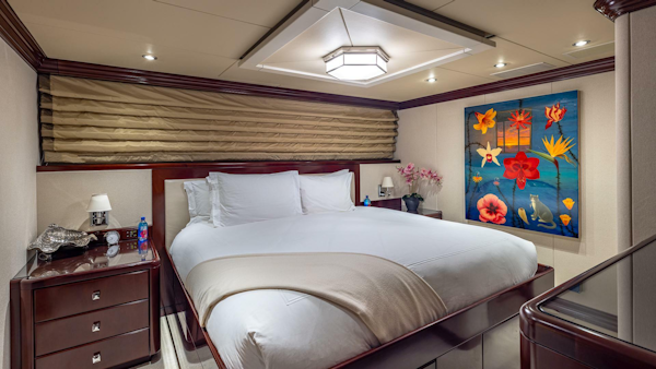 Christensen 2007-LADY JOY Nassau-Bahamas-Port Midship Stateroom-5767601