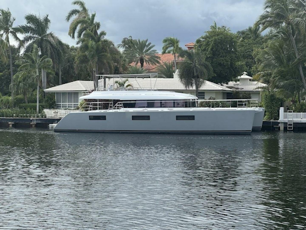 Lagoon 2015 -Fort Lauderdale-Florida-United States-5767689