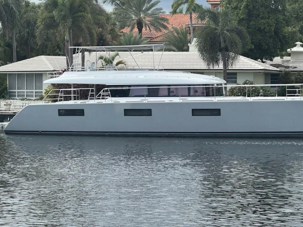Lagoon 2015 -Fort Lauderdale-Florida-United States-5767688