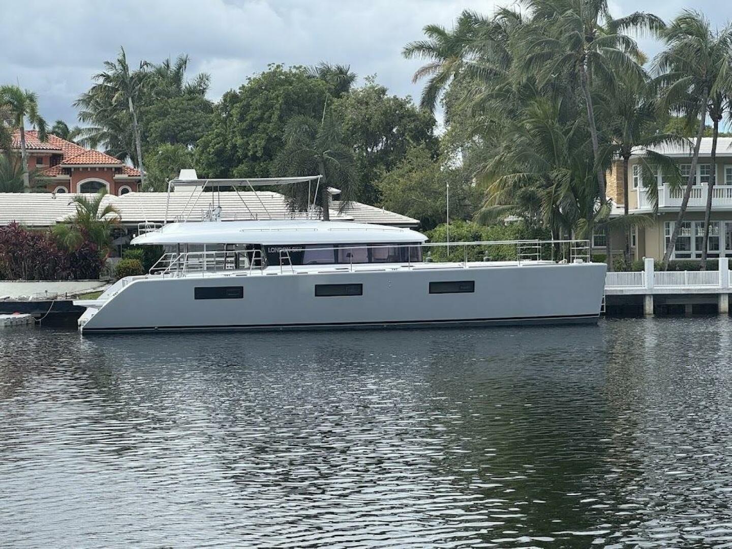 Lagoon 2015 -Fort Lauderdale-Florida-United States-5767685 | Thumbnail