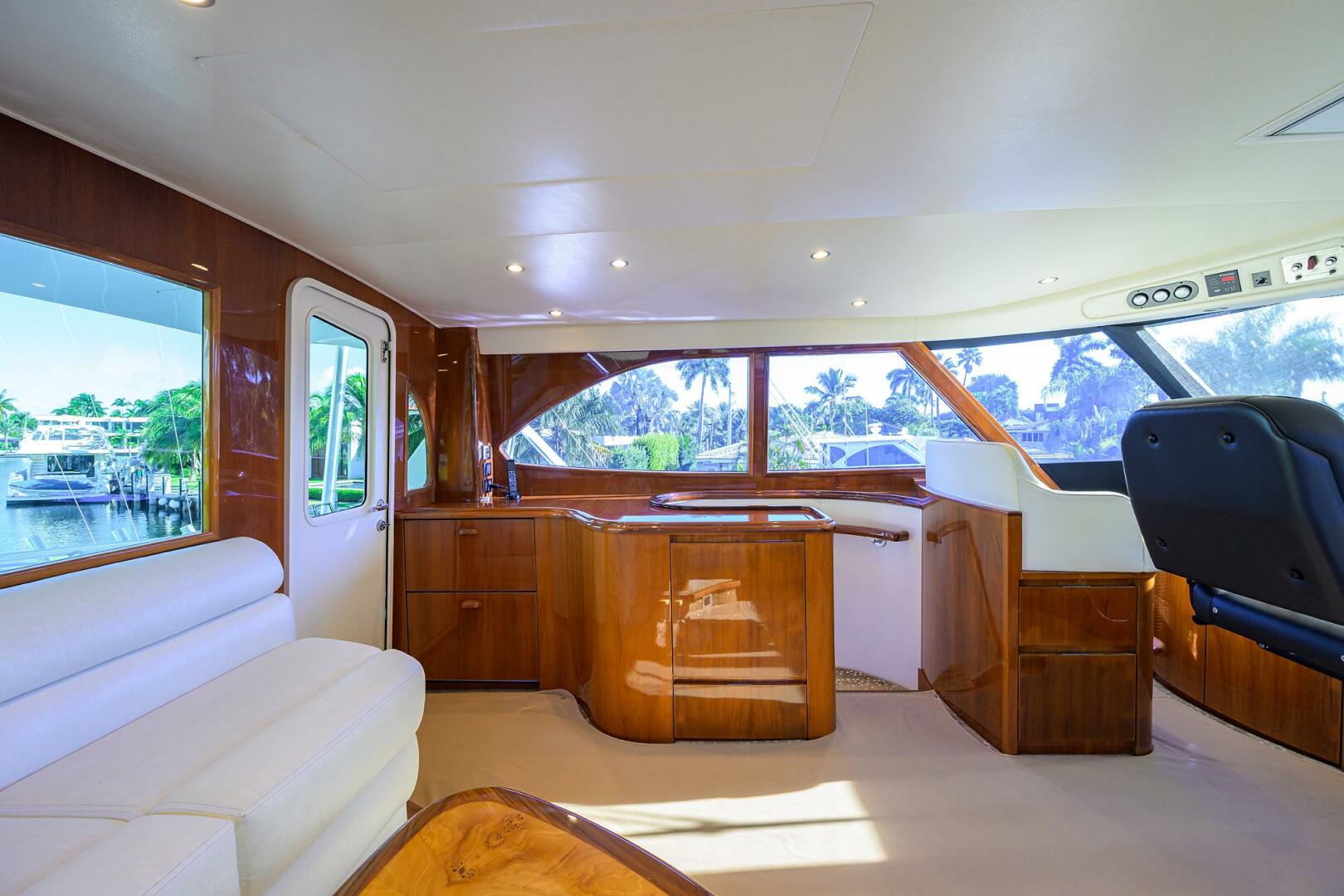 Viking-76 Enclosed Bridge 2014-OSH-IT Fort Lauderdale-Florida-United States-Helm Station Seating-5770913 | Thumbnail