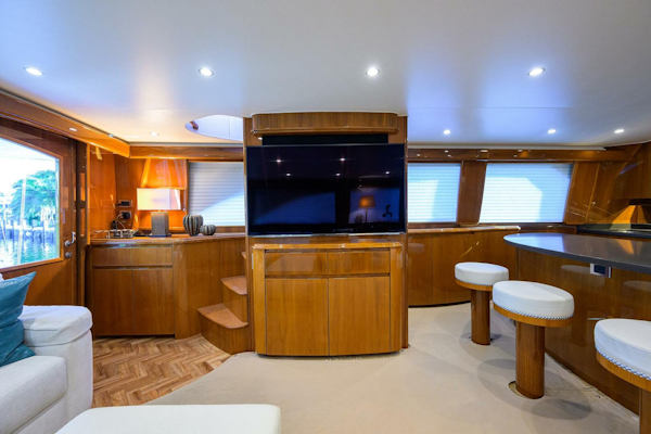 Viking-76 Enclosed Bridge 2014-OSH-IT Fort Lauderdale-Florida-United States-Salon Seating-5770874