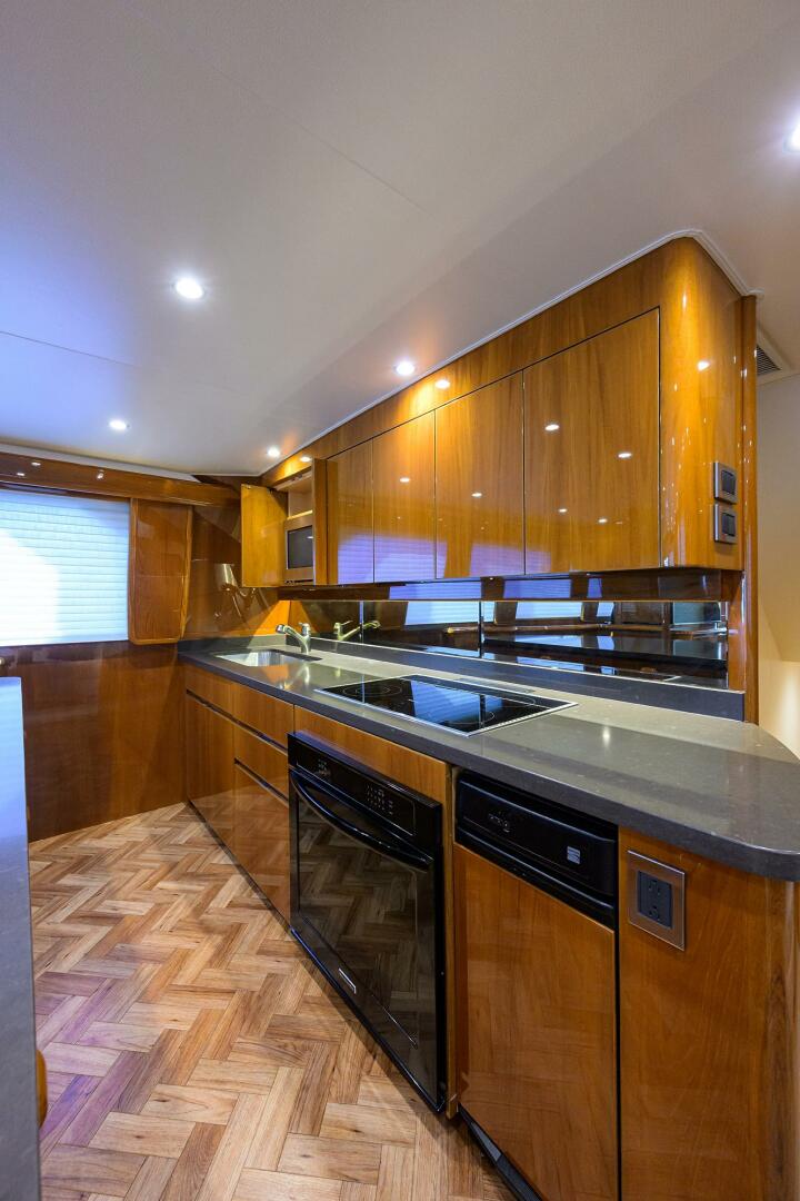 Viking-76 Enclosed Bridge 2014-OSH-IT Fort Lauderdale-Florida-United States-Galley-5770881 | Thumbnail