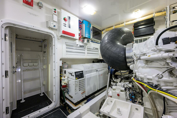 Viking-76 Enclosed Bridge 2014-OSH-IT Fort Lauderdale-Florida-United States-Engine Room-5770934