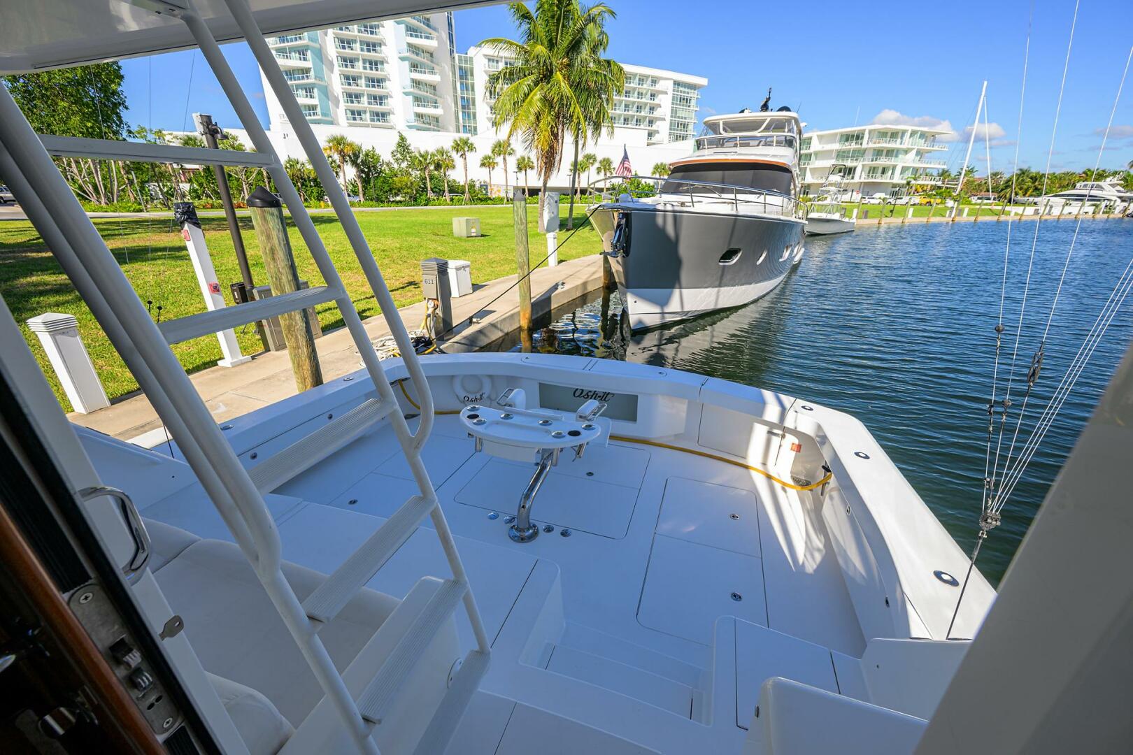 Viking-76 Enclosed Bridge 2014-OSH-IT Fort Lauderdale-Florida-United States-Cockpit-5770925 | Thumbnail