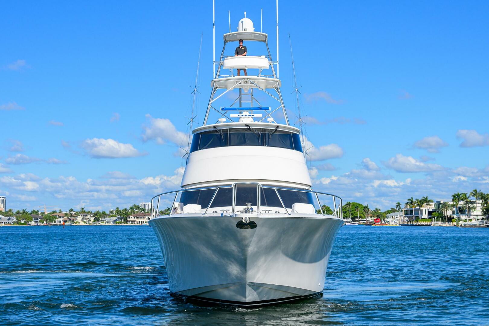 Viking-76 Enclosed Bridge 2014-OSH-IT Fort Lauderdale-Florida-United States-Bow Profile-5770870 | Thumbnail