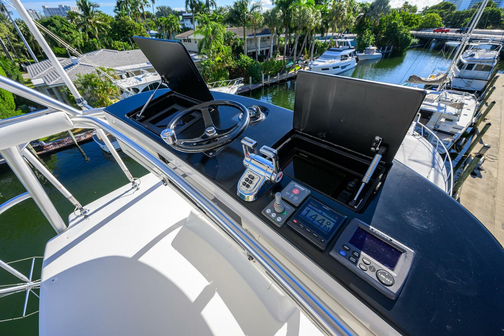 Viking-76 Enclosed Bridge 2014-OSH-IT Fort Lauderdale-Florida-United States-Tower Station-5770922 | Thumbnail