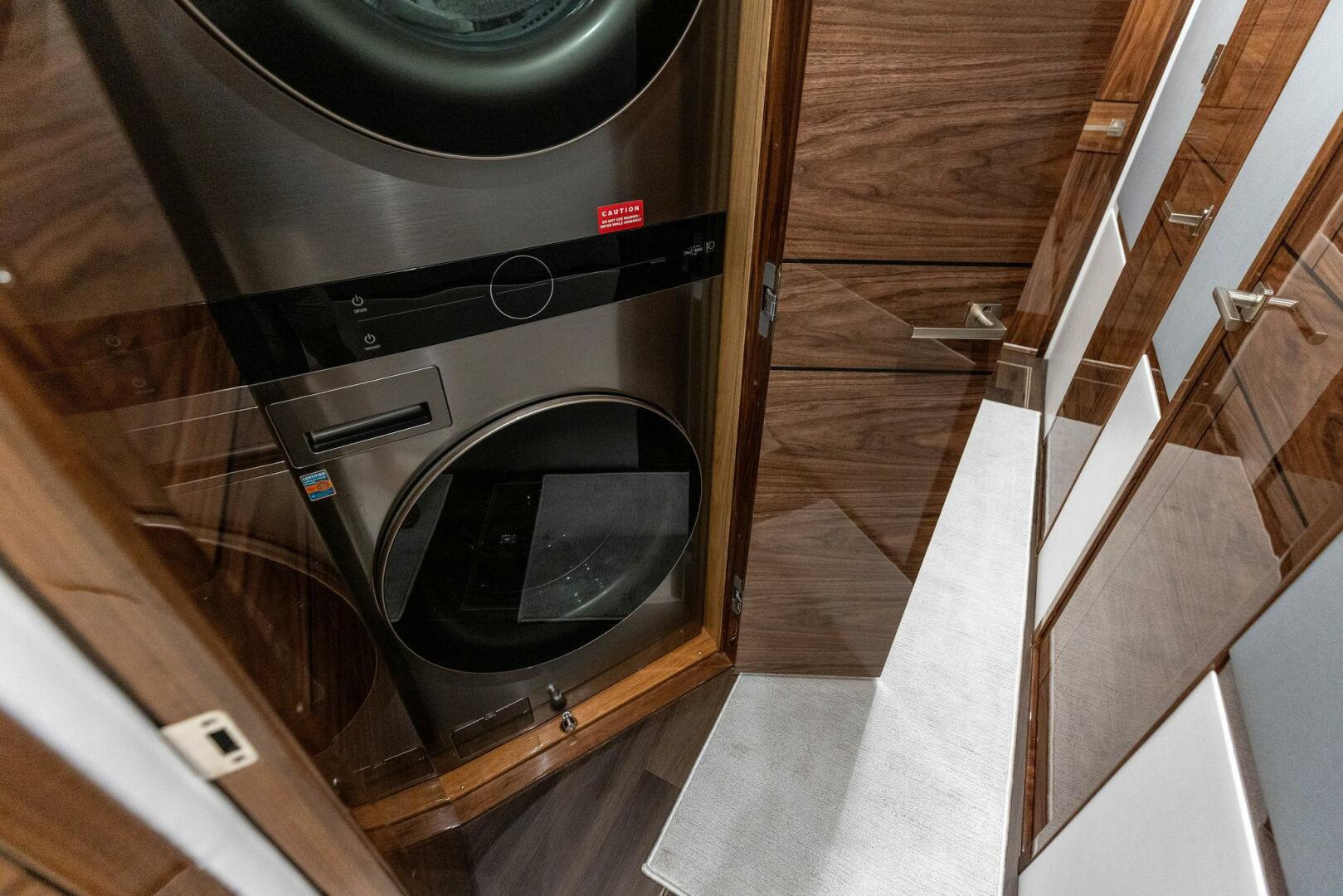 Viking-82 Convertible 2026-Team Harvey  Palm Beach-Florida-United States-2026 Viking 82 Convertible TEAM HARVEY I Laundry-5771075 | Thumbnail