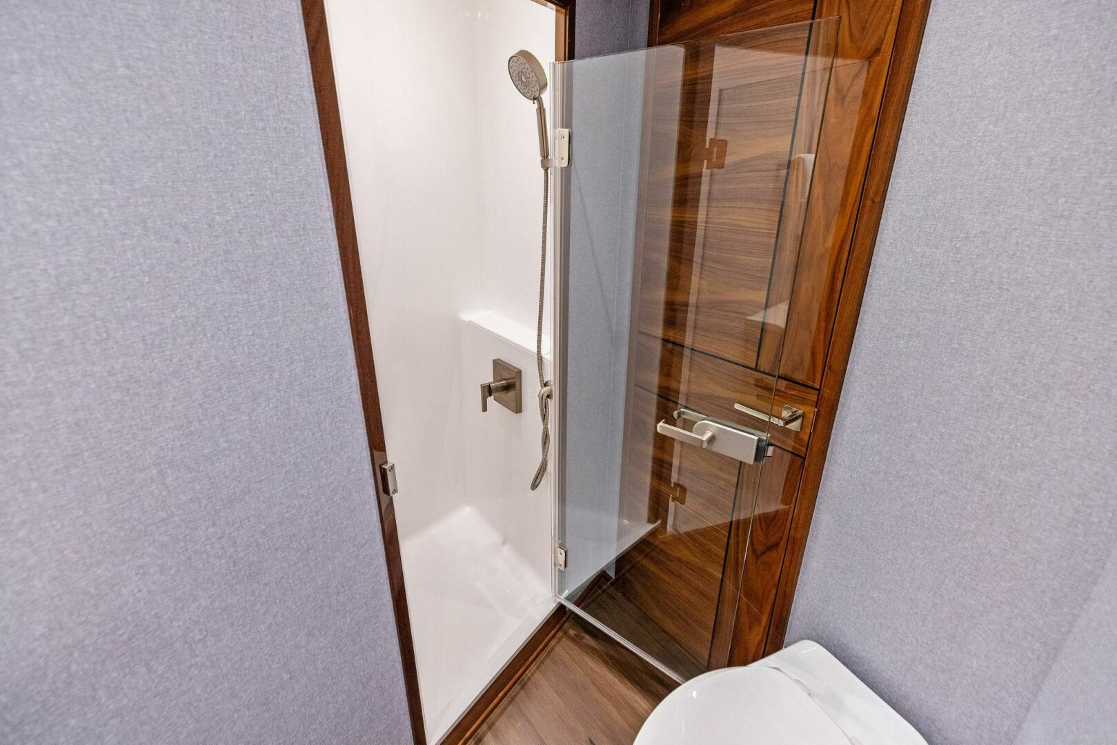 Viking-82 Convertible 2026-Team Harvey  Palm Beach-Florida-United States-2026 Viking 82 Convertible TEAM HARVEY I Forward Stateroom Head-5771051 | Thumbnail