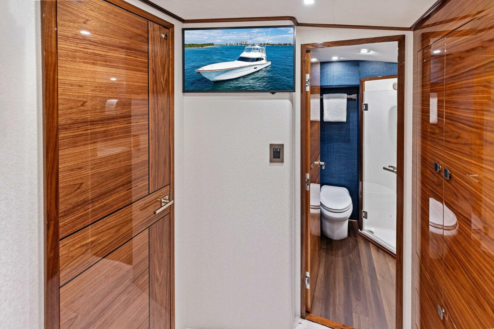 Viking-82 Convertible 2026-Team Harvey  Palm Beach-Florida-United States-2026 Viking 82 Convertible TEAM HARVEY I Crew Sateroom -5771077 | Thumbnail