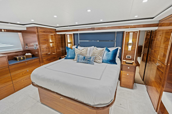 Viking-82 Convertible 2026-Team Harvey  Palm Beach-Florida-United States-2026 Viking 82 Convertible TEAM HARVEY I Master Stateroom-5771085