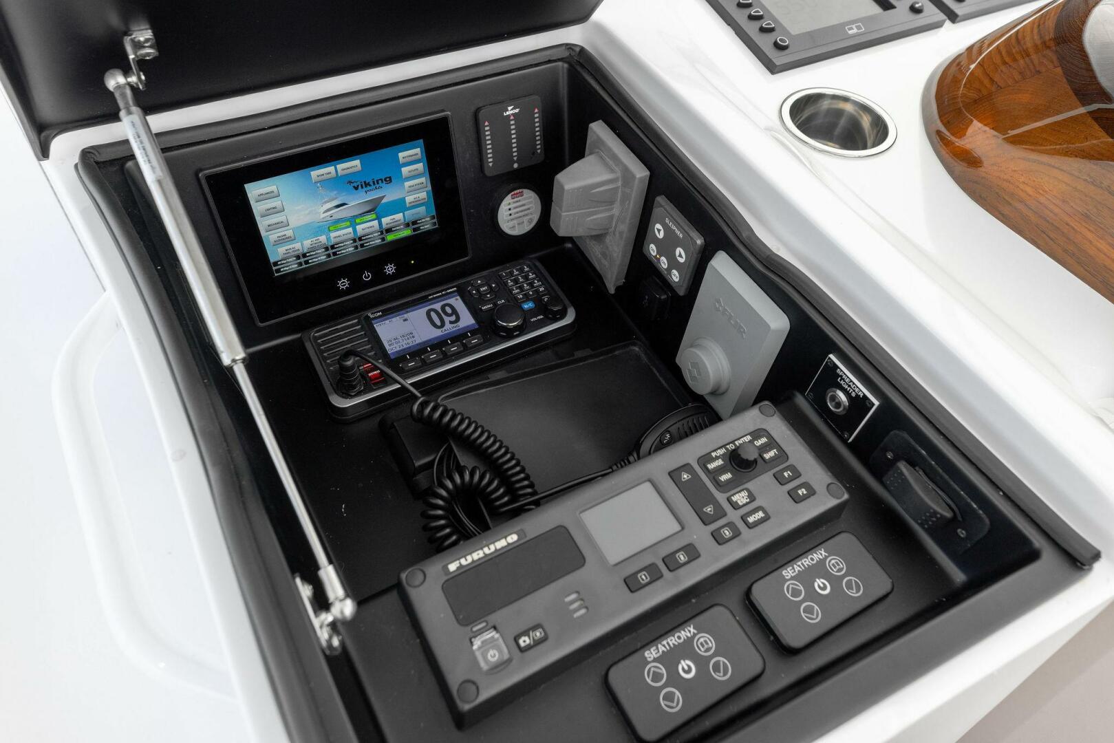 Viking-82 Convertible 2026-Team Harvey  Palm Beach-Florida-United States-2026 Viking 82 Convertible TEAM HARVEY I Helm-5771136 | Thumbnail