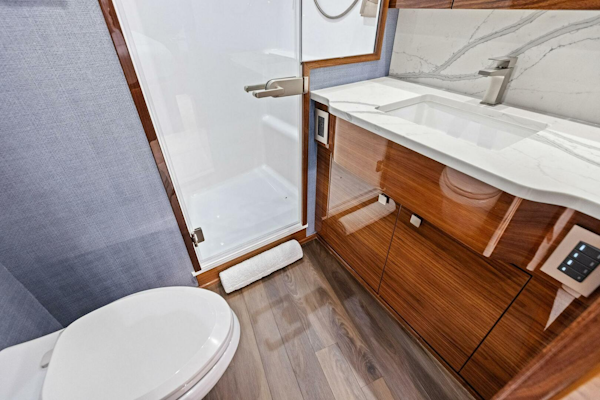 Viking-82 Convertible 2026-Team Harvey  Palm Beach-Florida-United States-2026 Viking 82 Convertible TEAM HARVEY I STBD Guest Sateroom Head-5771070