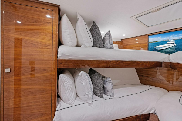 Viking-82 Convertible 2026-Team Harvey  Palm Beach-Florida-United States-2026 Viking 82 Convertible TEAM HARVEY I Forward Stateroom-5771042