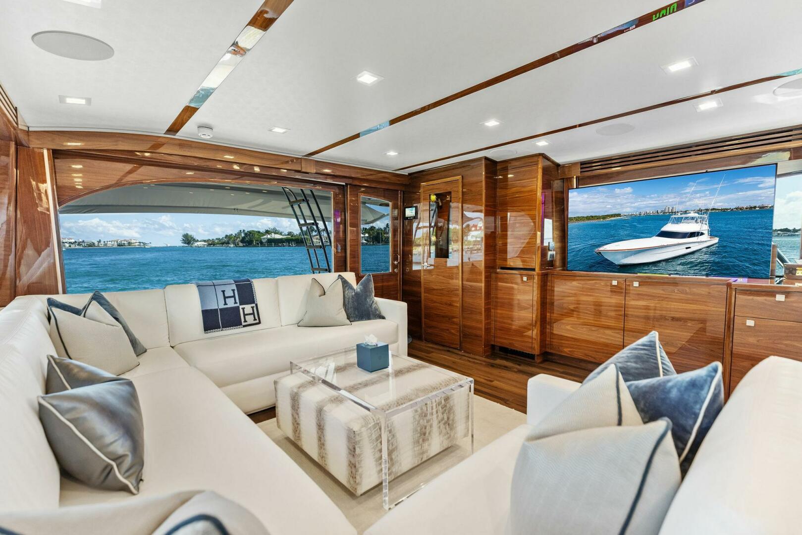 Viking-82 Convertible 2026-Team Harvey  Palm Beach-Florida-United States-2026 Viking 82 Convertible TEAM HARVEY I Salon-5771151 | Thumbnail