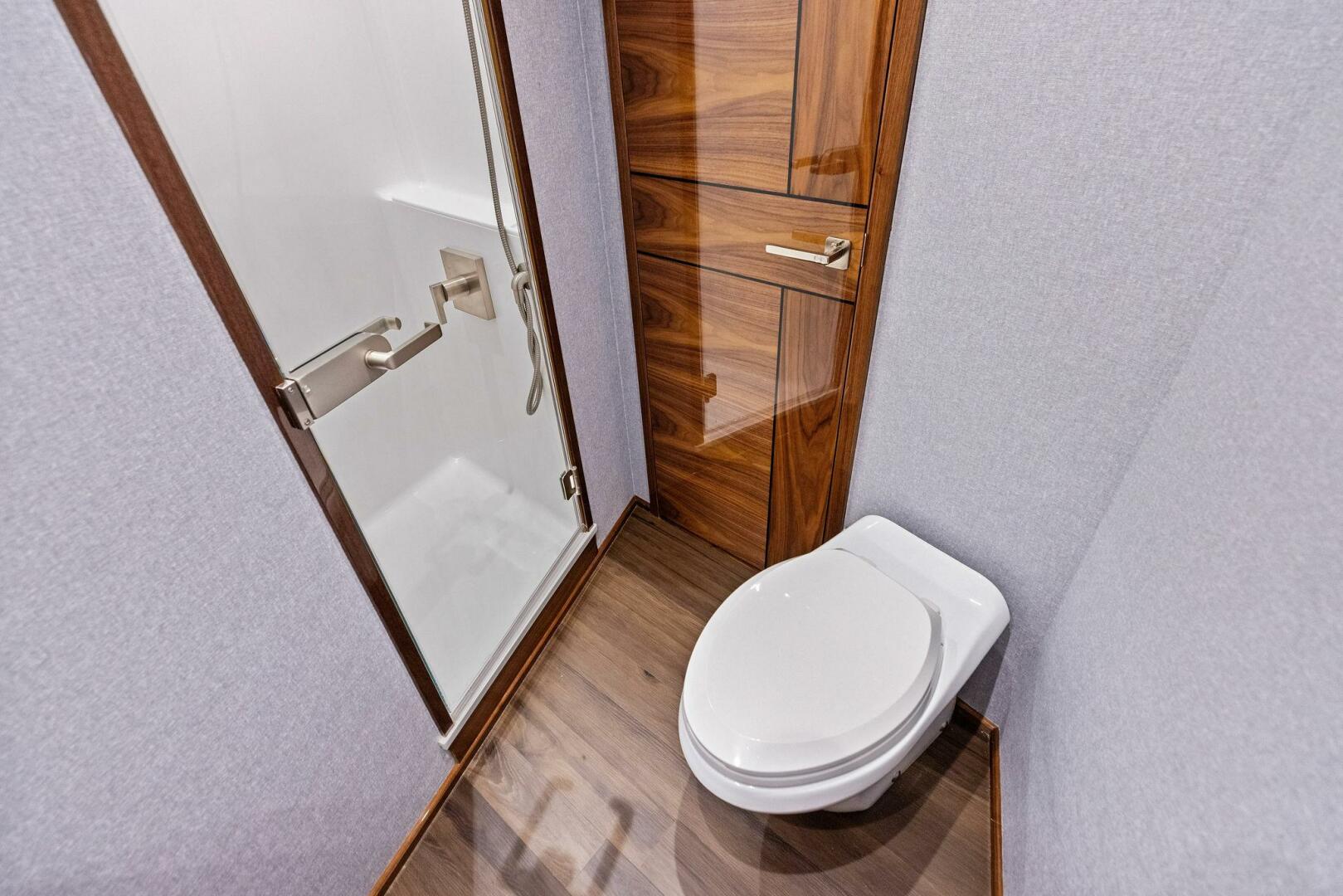 Viking-82 Convertible 2026-Team Harvey  Palm Beach-Florida-United States-2026 Viking 82 Convertible TEAM HARVEY I Forward Stateroom Head-5771047 | Thumbnail