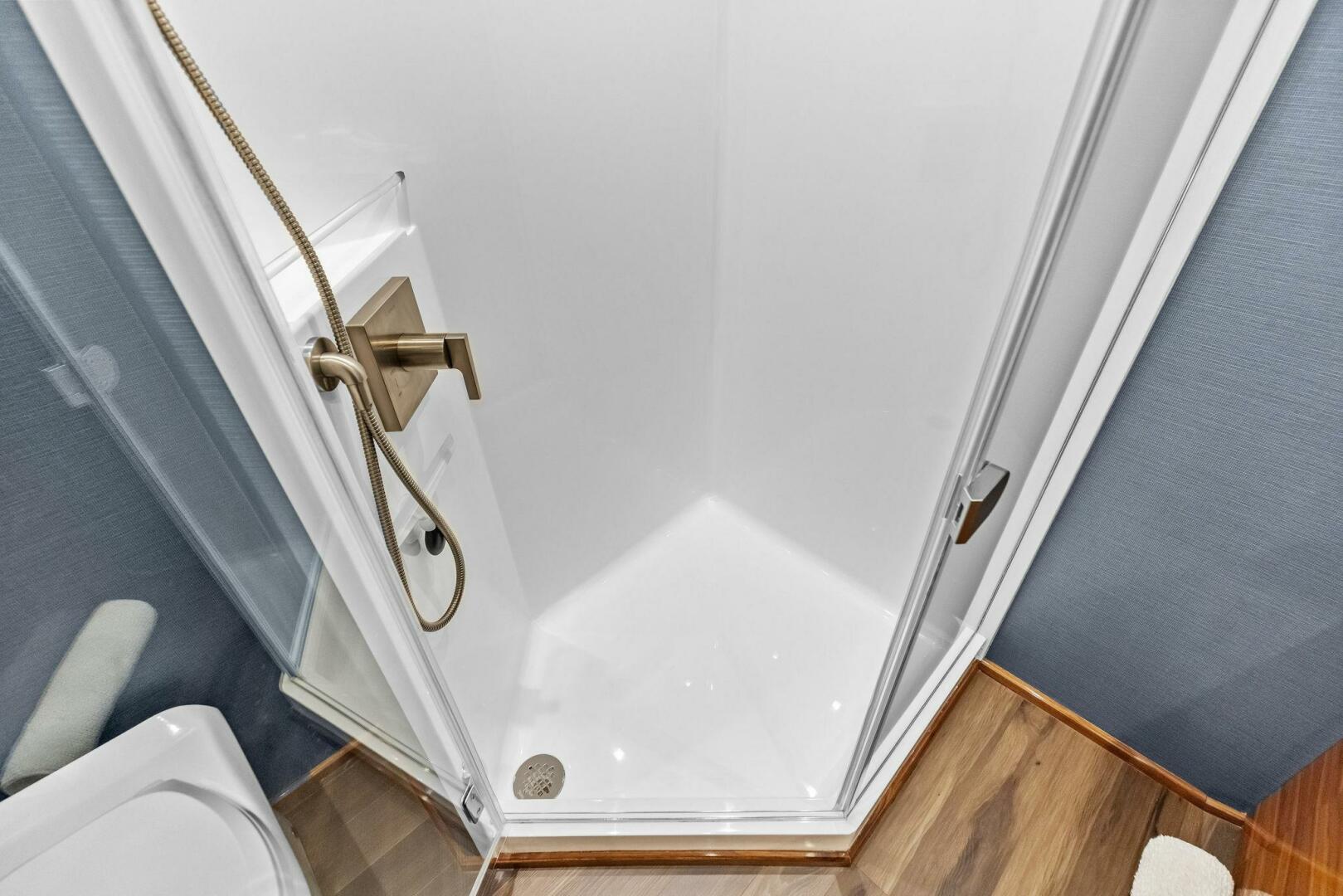 Viking-82 Convertible 2026-Team Harvey  Palm Beach-Florida-United States-2026 Viking 82 Convertible TEAM HARVEY I Master Stateroom Head-5771102 | Thumbnail