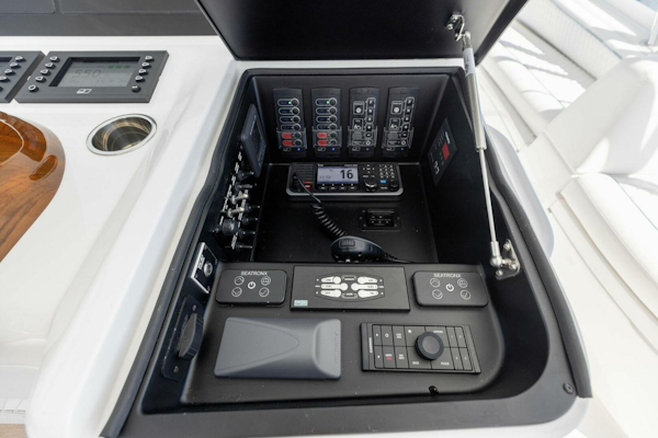 Viking-82 Convertible 2026-Team Harvey  Palm Beach-Florida-United States-2026 Viking 82 Convertible TEAM HARVEY I Helm-5771133