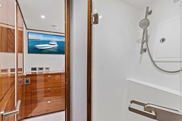 Viking-82 Convertible 2026-Team Harvey  Palm Beach-Florida-United States-2026 Viking 82 Convertible TEAM HARVEY I Port Stateroom Head-5771058