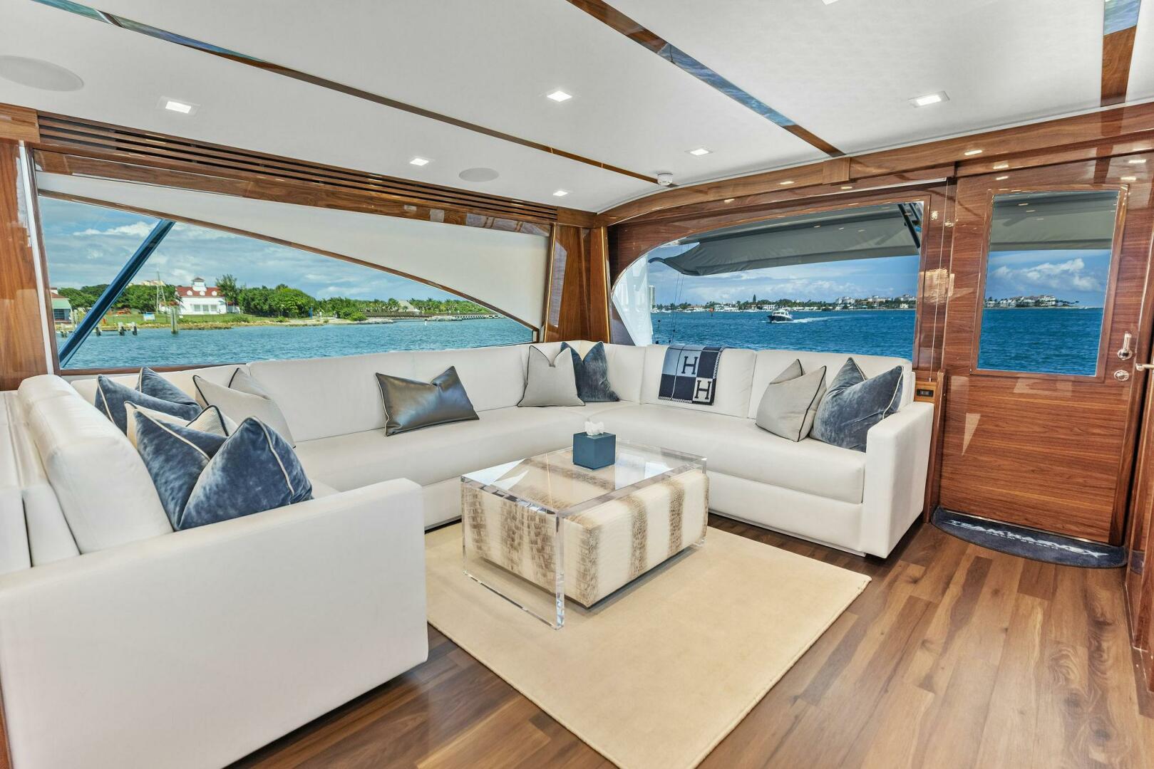 Viking-82 Convertible 2026-Team Harvey  Palm Beach-Florida-United States-2026 Viking 82 Convertible TEAM HARVEY I Salon-5771163 | Thumbnail