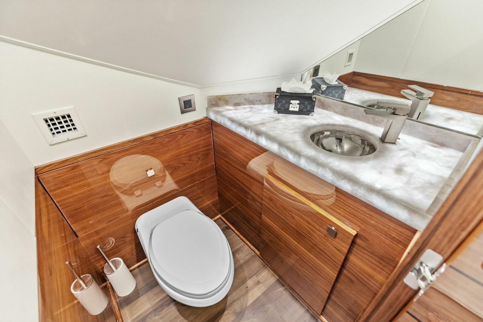 Viking-82 Convertible 2026-Team Harvey  Palm Beach-Florida-United States-2026 Viking 82 Convertible TEAM HARVEY I Day Head-5771189 | Thumbnail