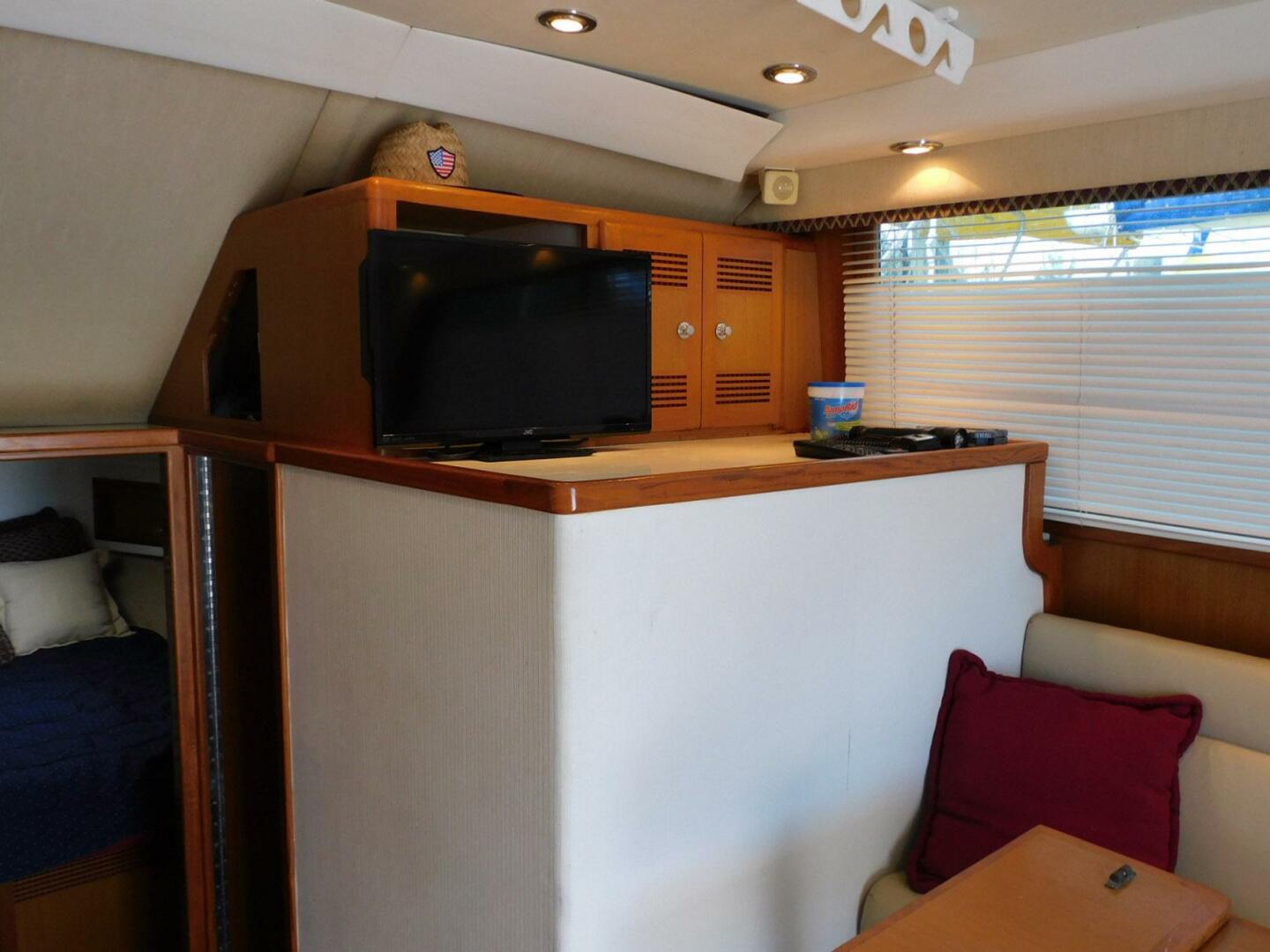 Cabo-35 Flybridge Sportfisher 1999-Mishap Merritt Island-Florida-United States-5771751 | Thumbnail