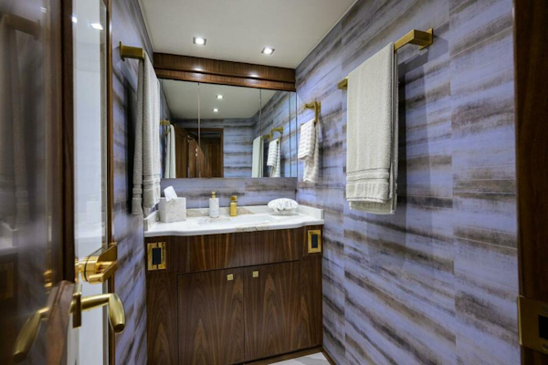 Viking-80 Convertible 2024-KEMOSABE Palm Beach Gardens-Florida-United States-Viking 80  KEMOSABE  Forward Head-5771941