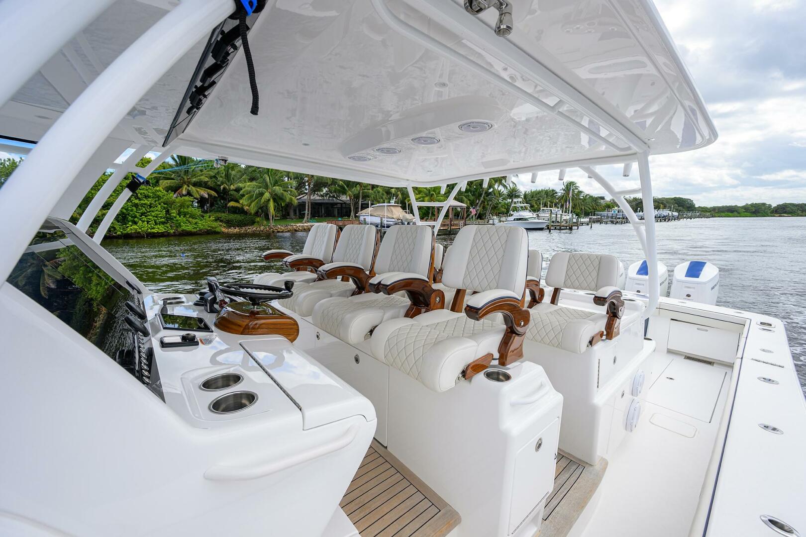 Valhalla Boatworks-V-55 2024-LITTLE KEMOSABE Palm Beach Gardens-Florida-United States-Valhalla 55  LITTLE KEMOSABE  Helm Seating-5772233 | Thumbnail